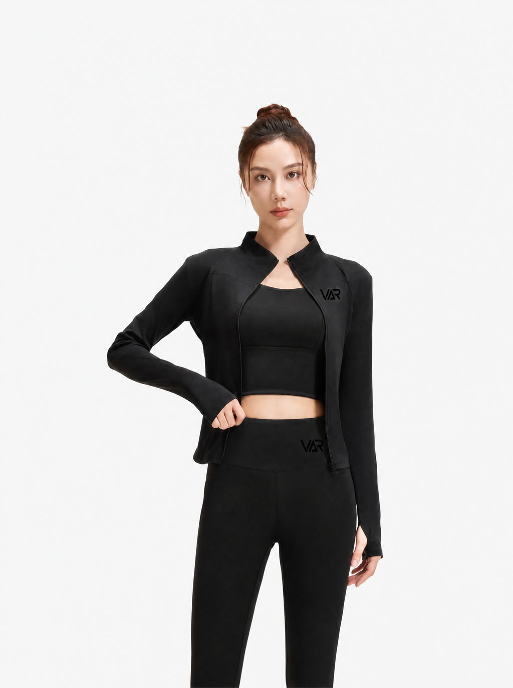 طقم رياضي نسائي 3 قطع (جاكيت + توب + ليقنز) | Women's 3-Piece Activewear Set